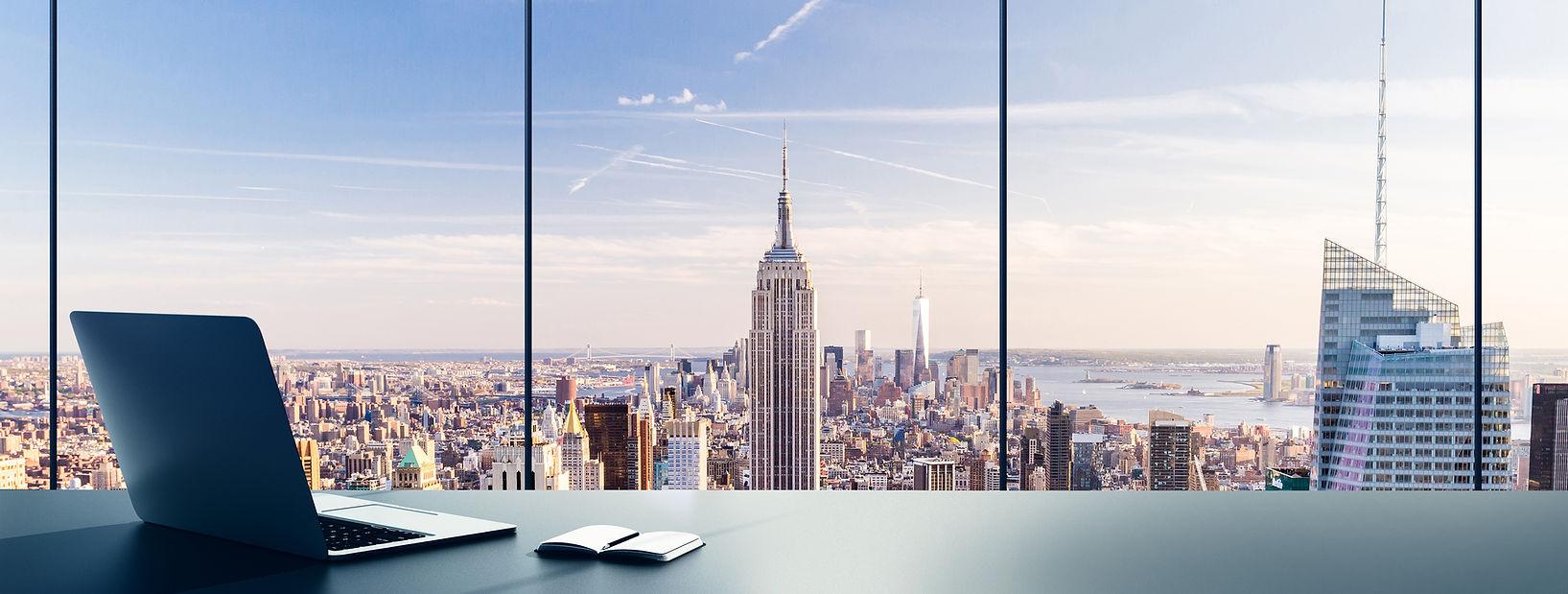 Oficina con vistas a la ciudad